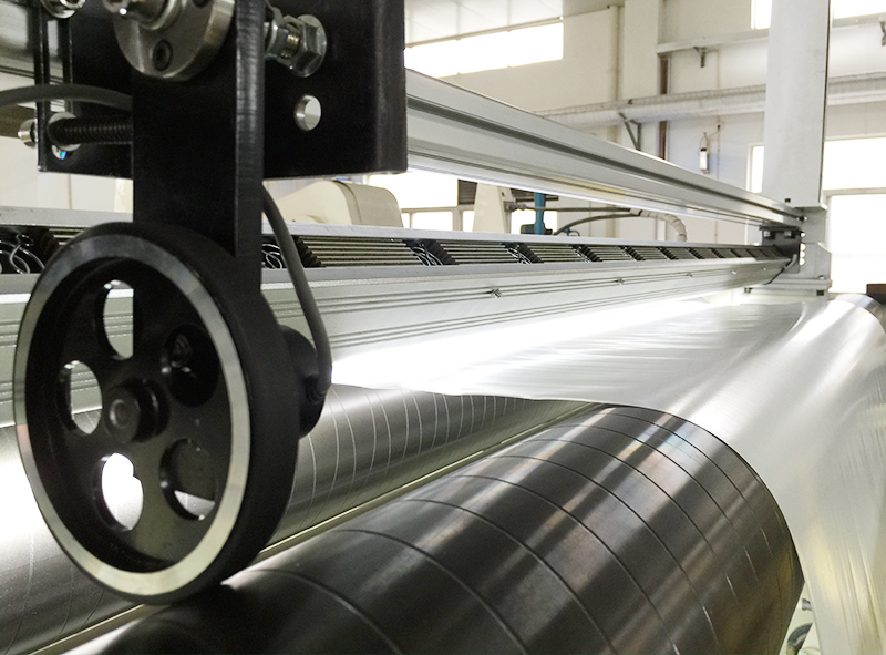 非接觸式激光測(cè)厚儀：工業(yè)檢測(cè)的革新力量